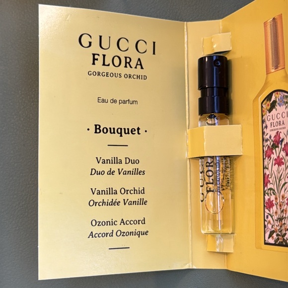 Gucci beauty pouch! New ✨ - Picture 4 of 7